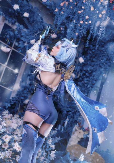 美女喷水视频