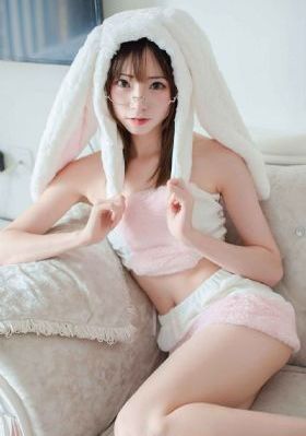 拥抱春天的罗曼史动漫