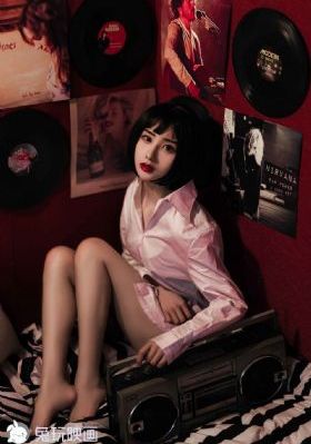 邻居家的妻子