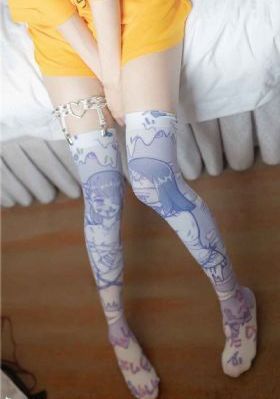 动漫男女扒内衣揉捏胸的视频