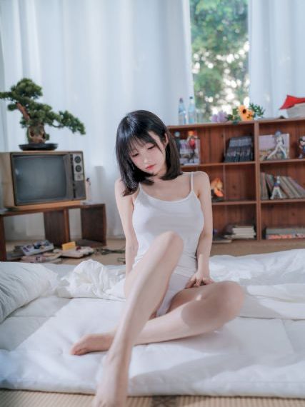 一面亲一面膜下边的免费