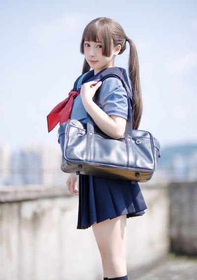 新来的女秘书