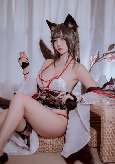 火山口的二人