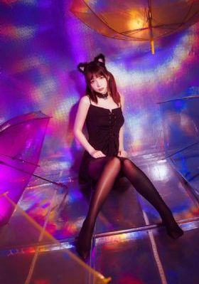 美脚の诱脚舐在线播放