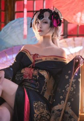 桥矿影剧院